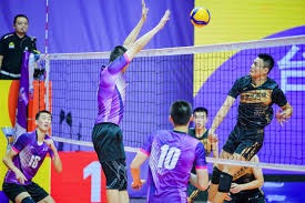 莫雷托：福法纳坚定地想留在米兰；卡马尔达伤势比想象中的重